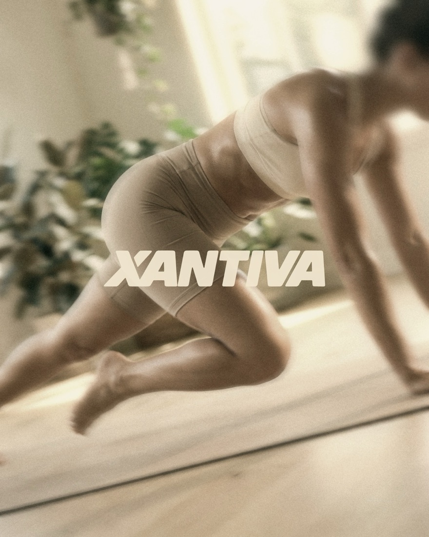 Post: woman training on a mat with the Xantiva logo